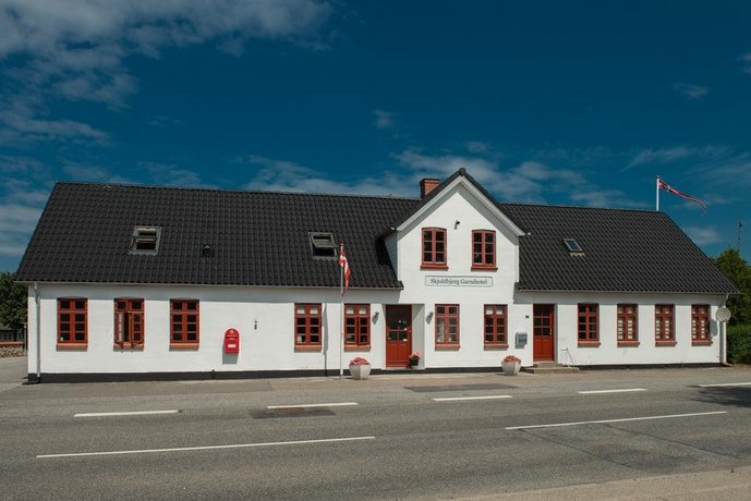 Skjoldbjerg Garnihotel